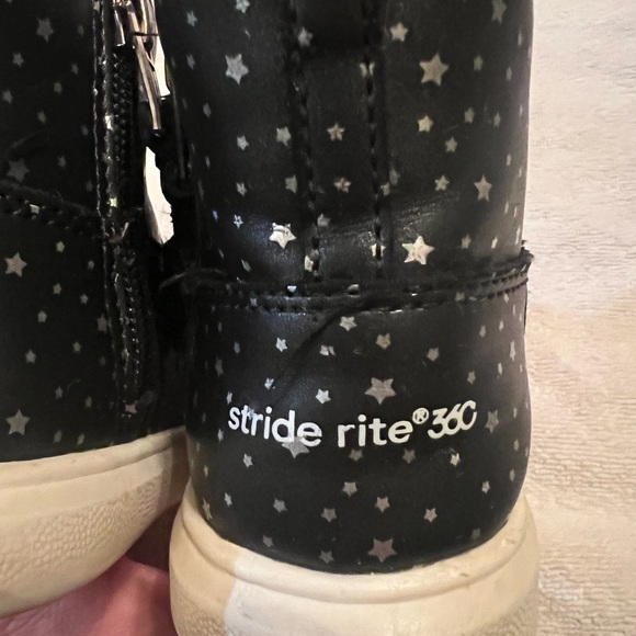 Starry Black Stride Rite Boots 6 Toddler - Picture 5 of 6